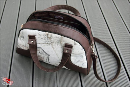 Maisie Bowler Handbag Sewing Pattern made by Maria open zip view