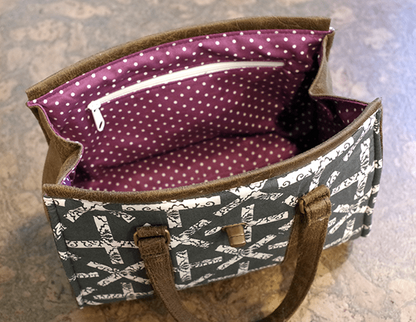 Nora Doctor Bag Sewing Pattern small size interior 