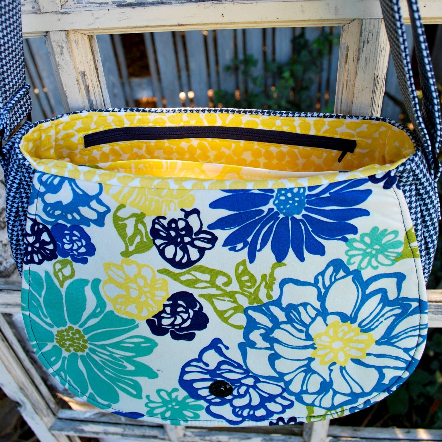 Rosie Crossbody Bag Sewing Pattern - open view