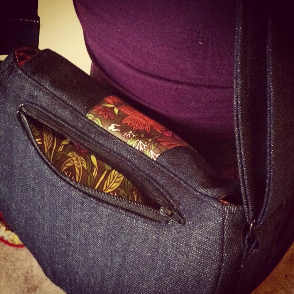 Rosie Crossbody Bag Sewing Pattern rear zipper