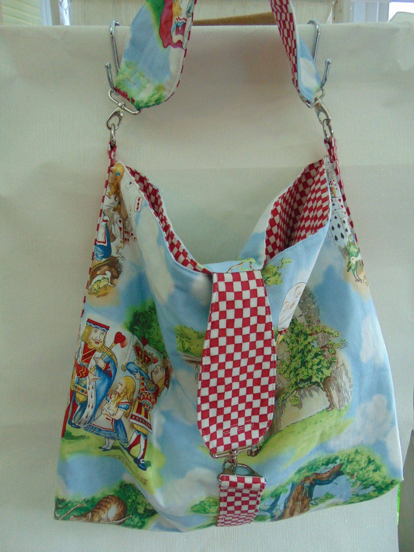 The Reversible Hobo Bag sewing Pattern