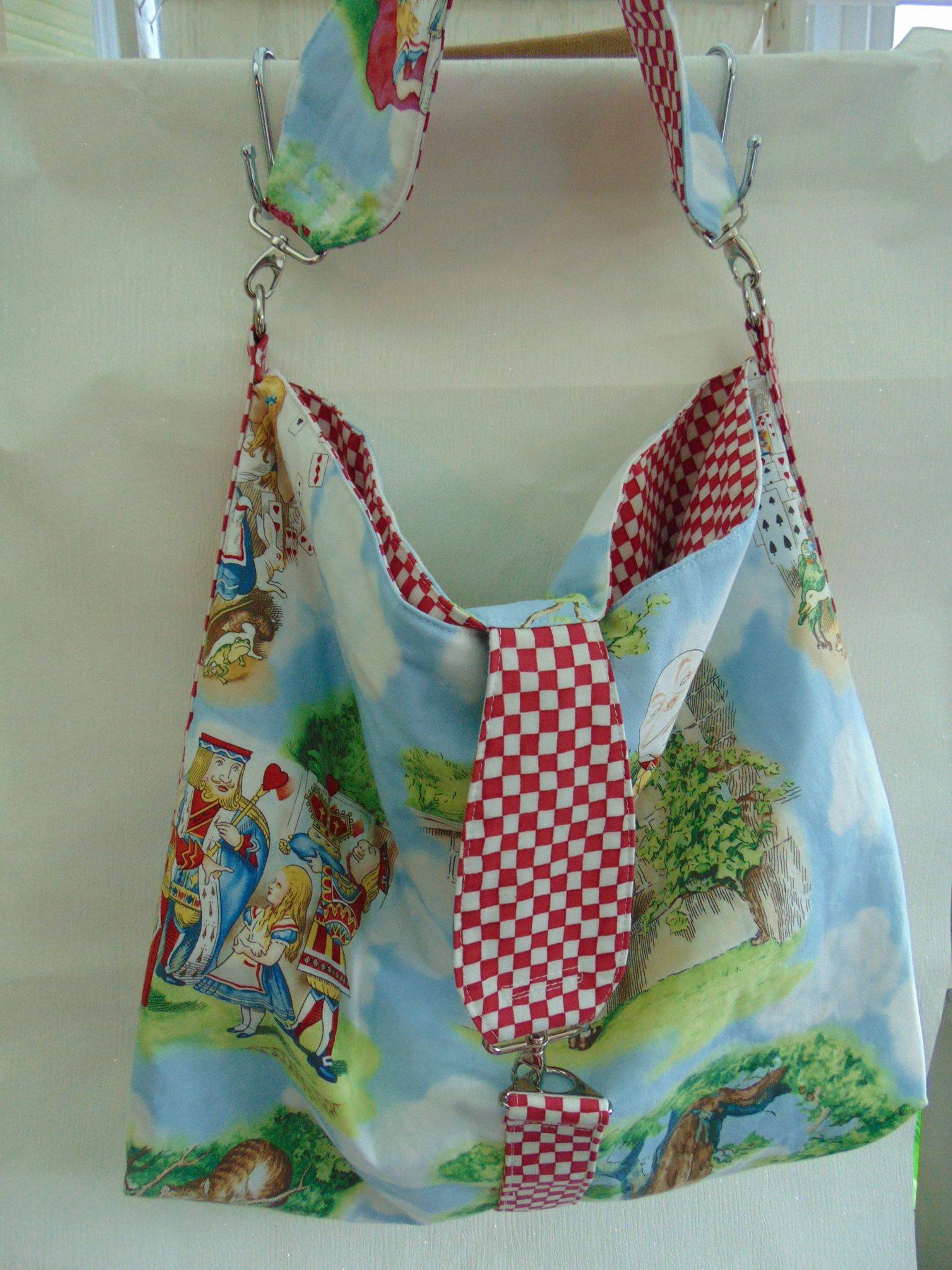The Reversible Hobo Bag sewing Pattern