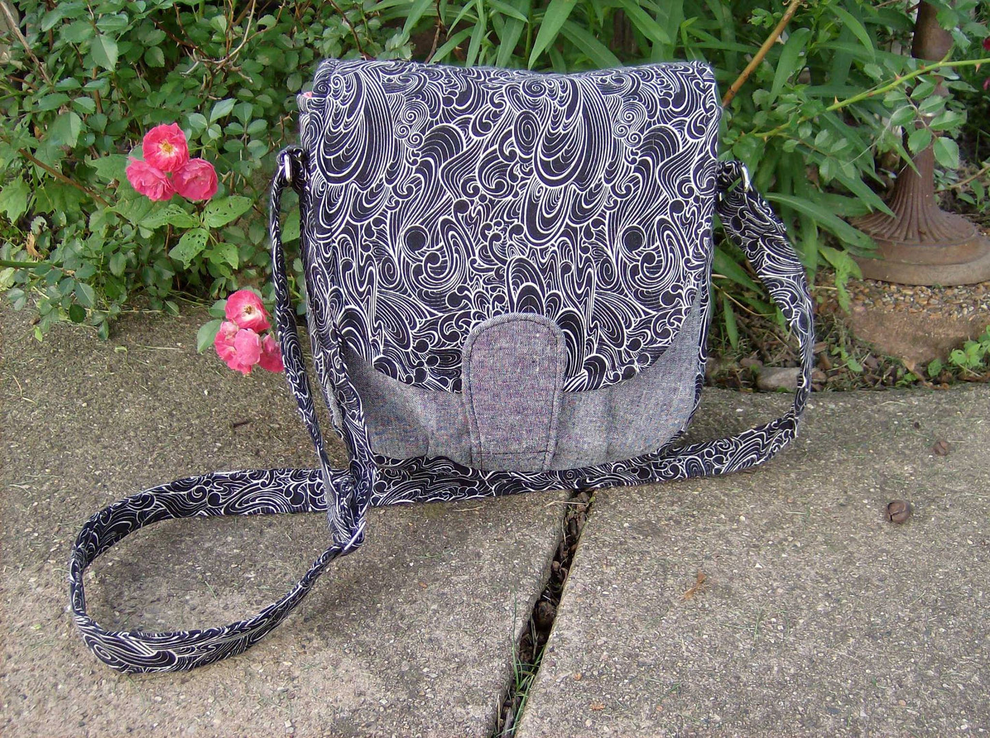 Sandra Saddle Bag Sewing Pattern made by Jeanie Finnegan
