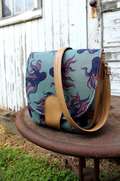 Sandra Saddle Bag Sewing Pattern made by Jennifer Greene with contrast strap 