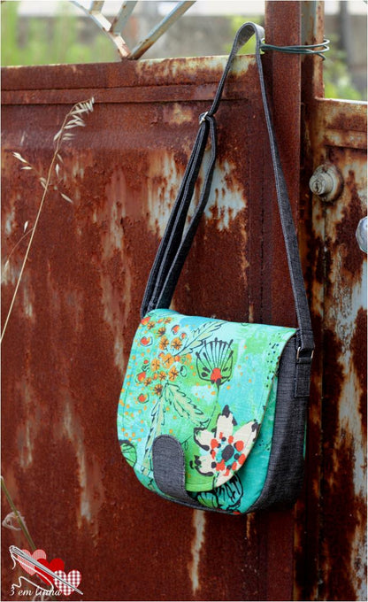 Sandra Saddle Bag Sewing Pattern made by Maria Luisa Santos