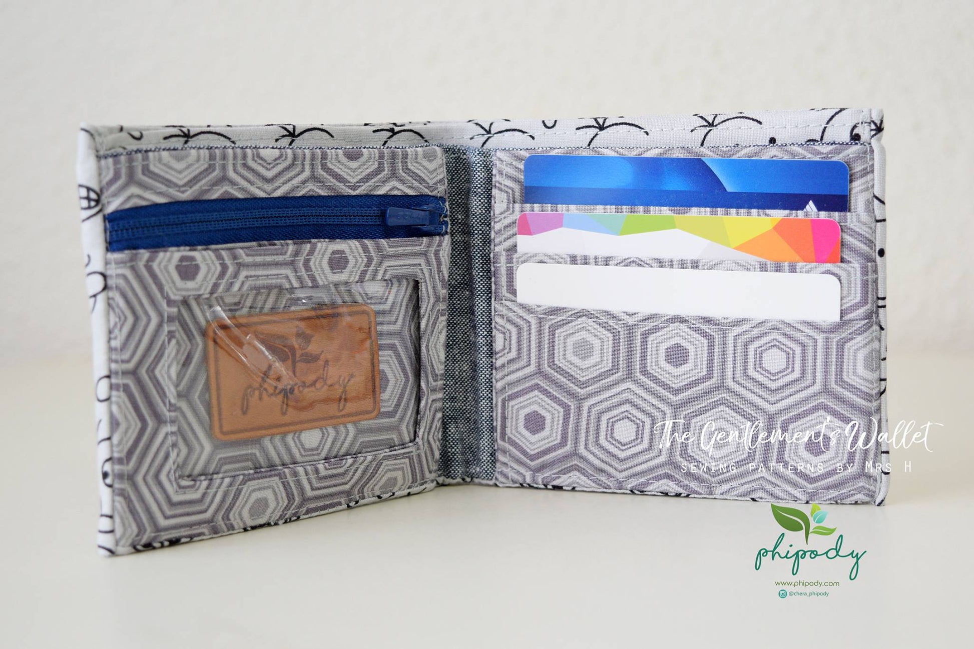 Sewing pattern by Mrs H The Gentlemans Wallet, grey geometric fabric