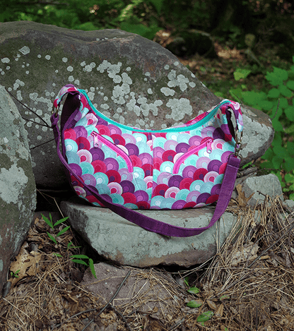 Sheena Hobo Bag Sewing Pattern outdoor picture