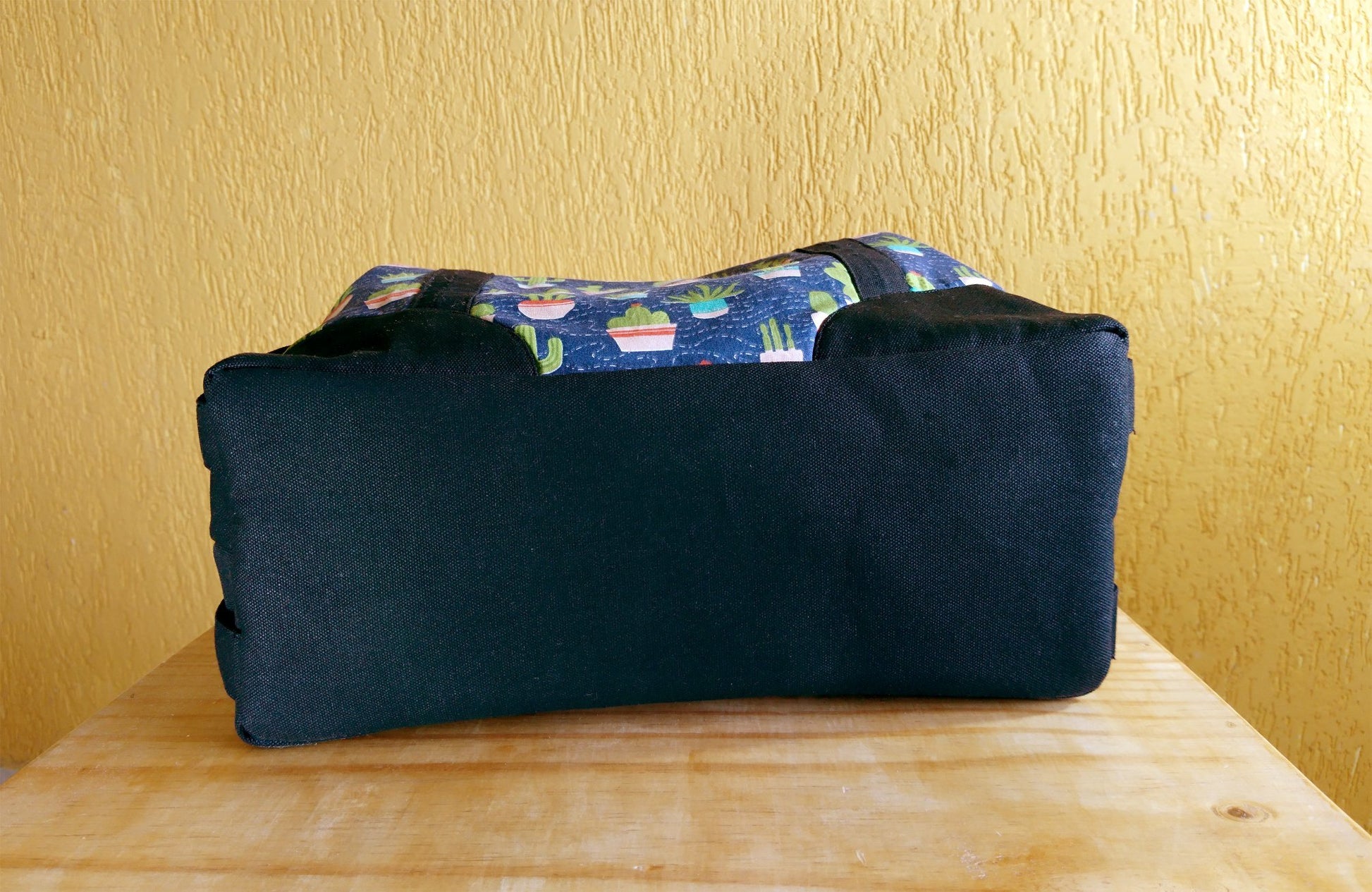  Sierra Zip Top Handbag Sewing Pattern  made by Camila Mayumi bottom view
