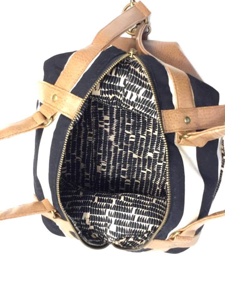  Sierra Zip Top Handbag Sewing Pattern  made by Michelle Wilkinson Tripp interior view