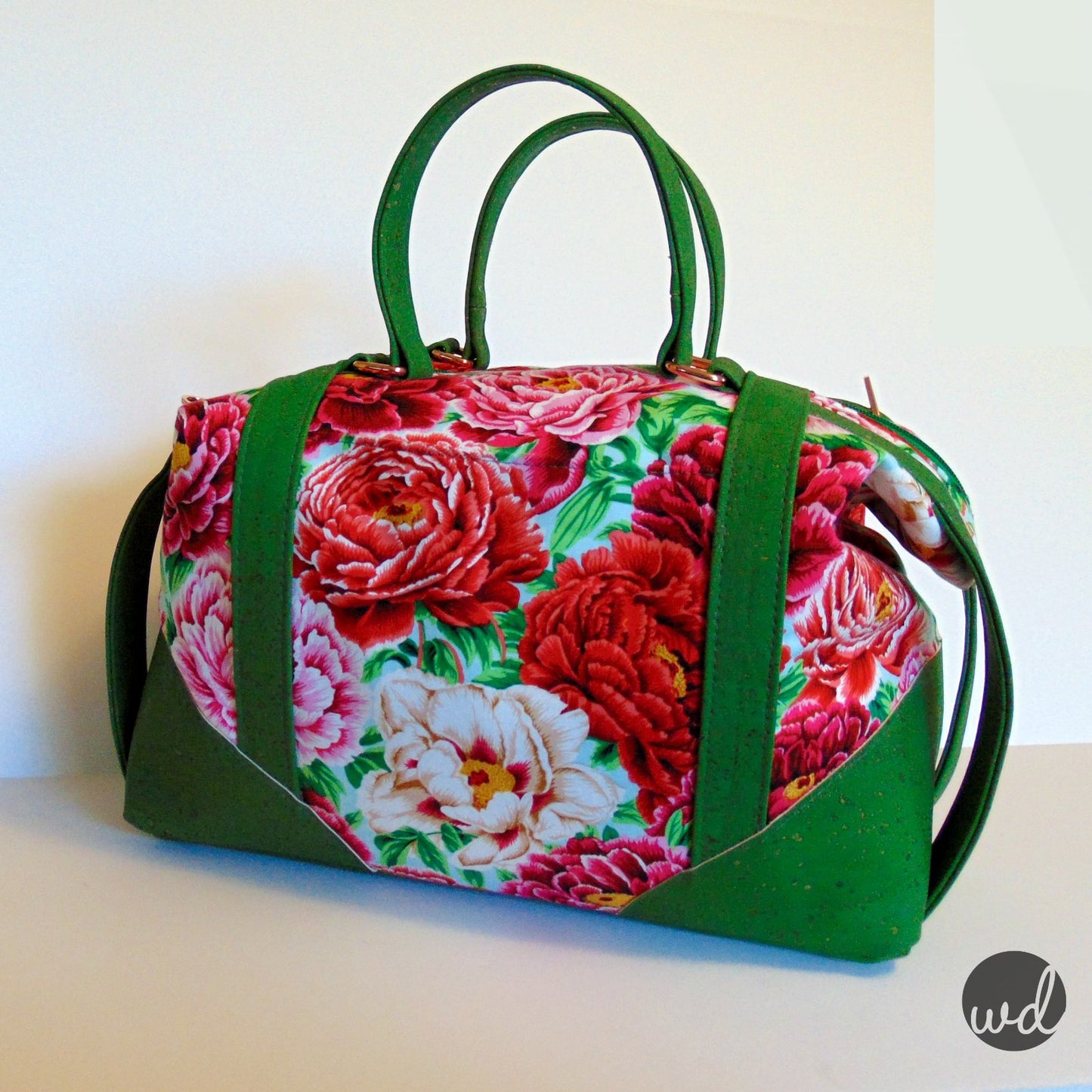  Sierra Zip Top Handbag Sewing Pattern  made by Wendy Dunham side