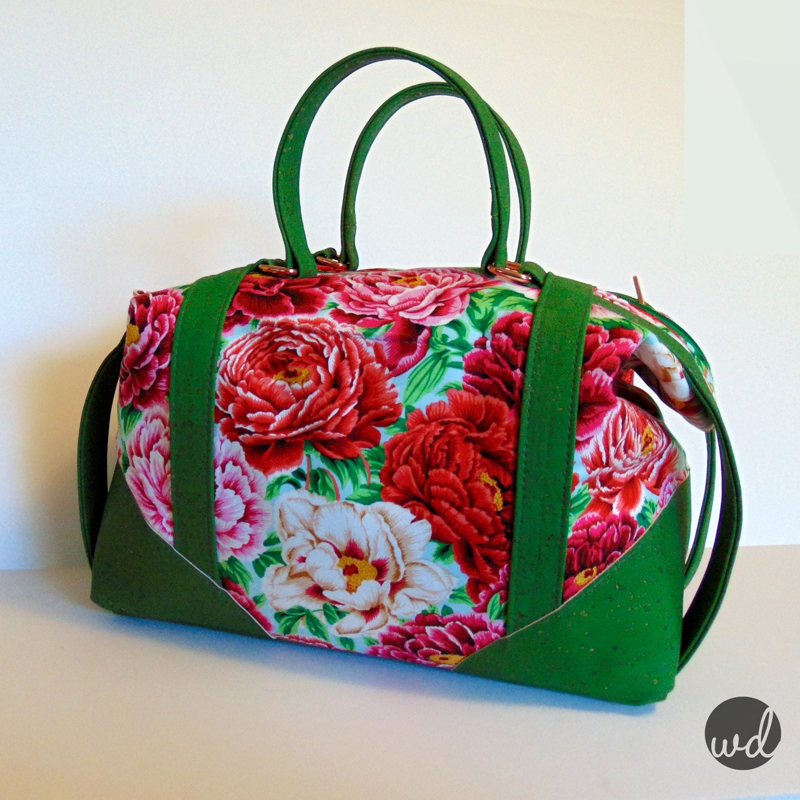  Sierra Zip Top Handbag Sewing Pattern  made by Wendy Dunham side