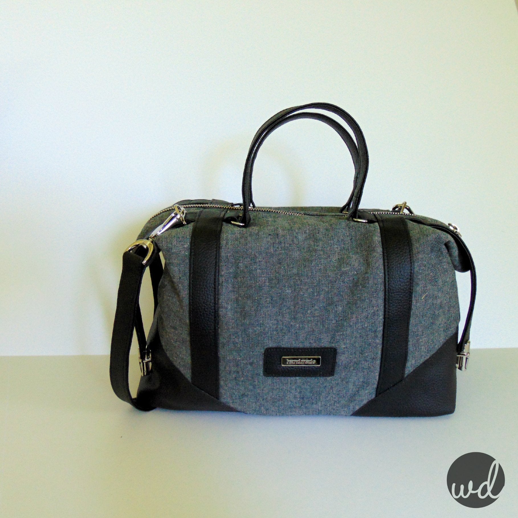  Sierra Zip Top Handbag Sewing Pattern  made by Wendy Dunham side vew
