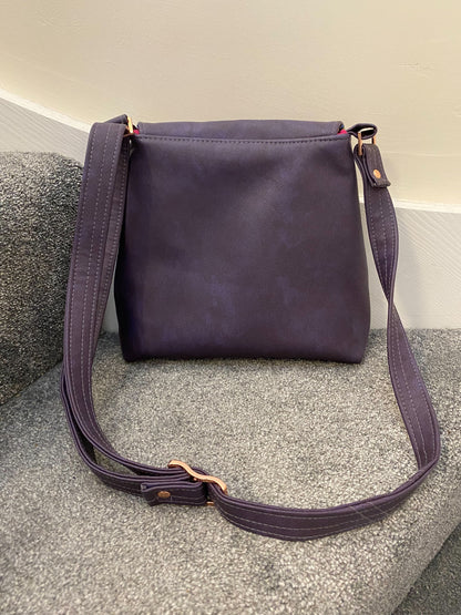 Sophisticated Sling PDF Sewing Pattern made by Laura Simons