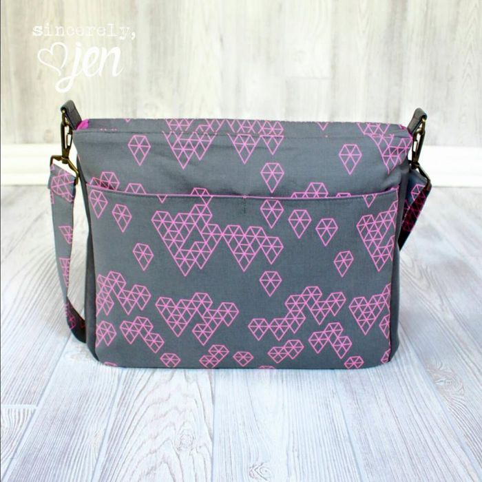 Sydney Crossbody sewing pattern  back view