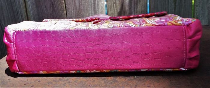 Sydney Crossbody sewing pattern  bottom view