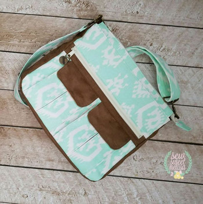 Sydney Crossbody sewing pattern contrast fabric