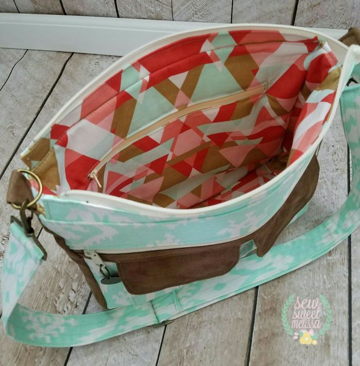 Sydney Crossbody sewing pattern  inside view 
