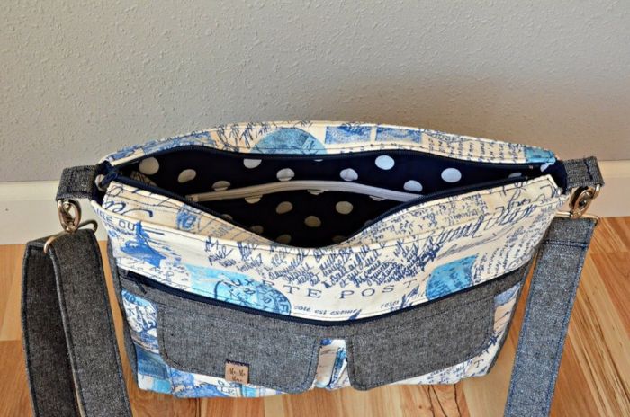 Sydney Crossbody sewing pattern  top / interior view