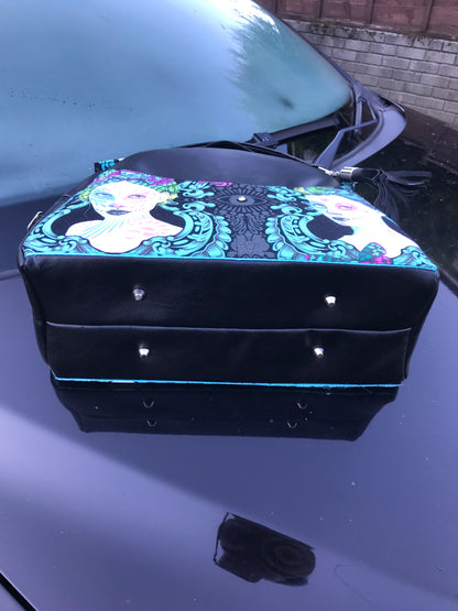 The Bowler Bag PDF Sewing Pattern bottom view made by Lesley 