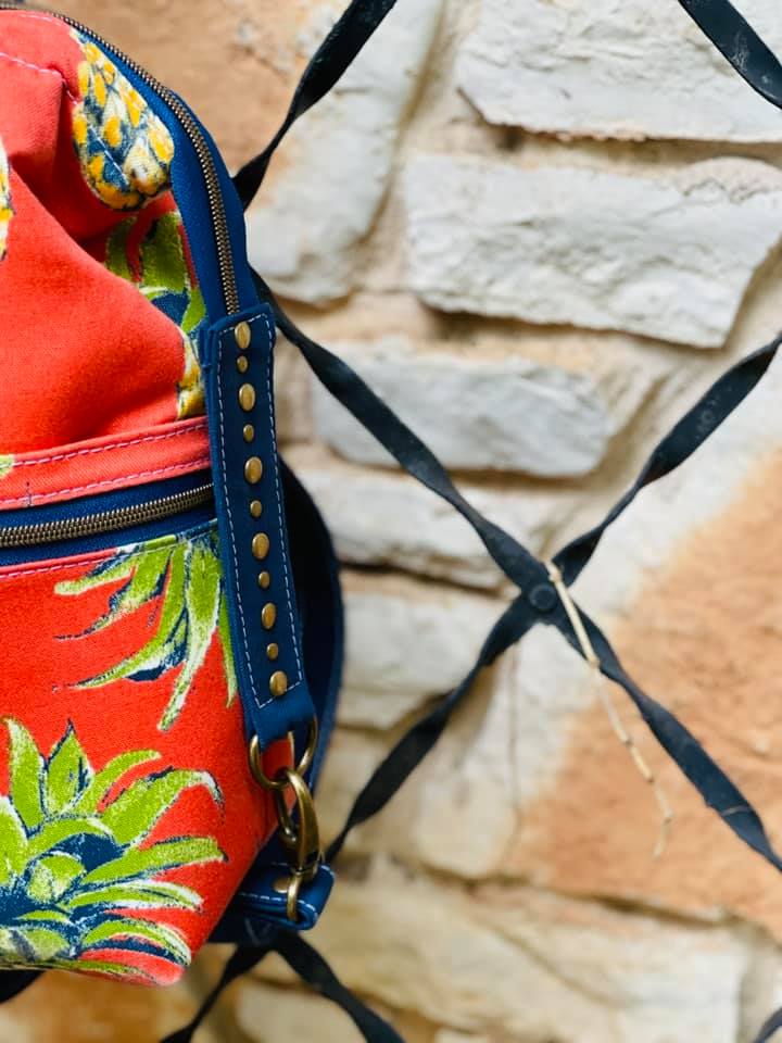 The Dainty Daytripper PDF Sewing Pattern strap detail 