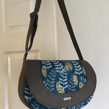 The Sassy Saddlebag PDF Sewing Pattern floral fabric with brown trim 