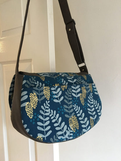 The Sassy Saddlebag PDF Sewing Pattern leaf pattern back panel 