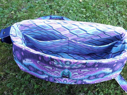 The Sassy Saddlebag PDF Sewing Pattern purple interior 