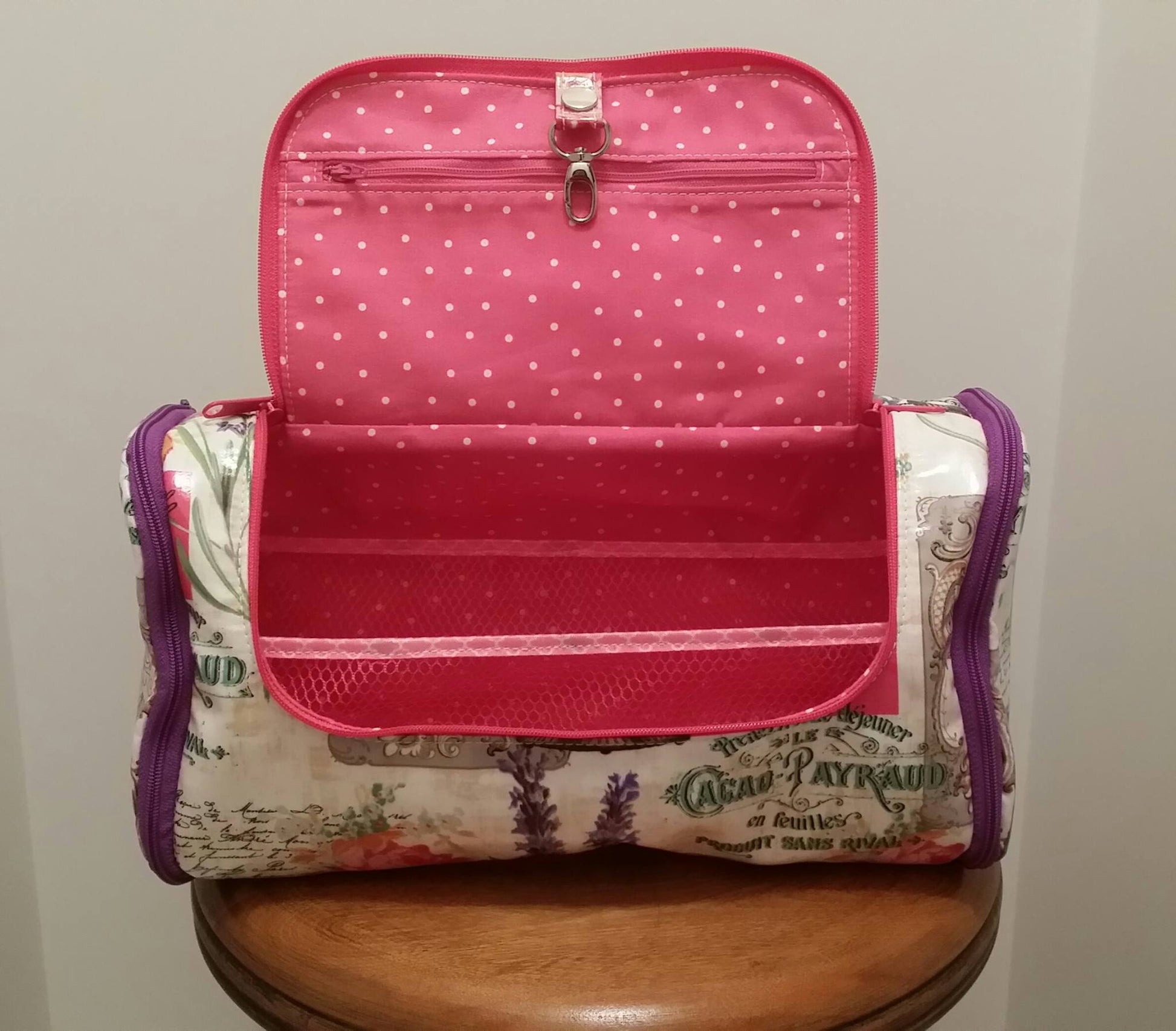 The Toiletry Tote PDF Sewing Pattern Open pocket