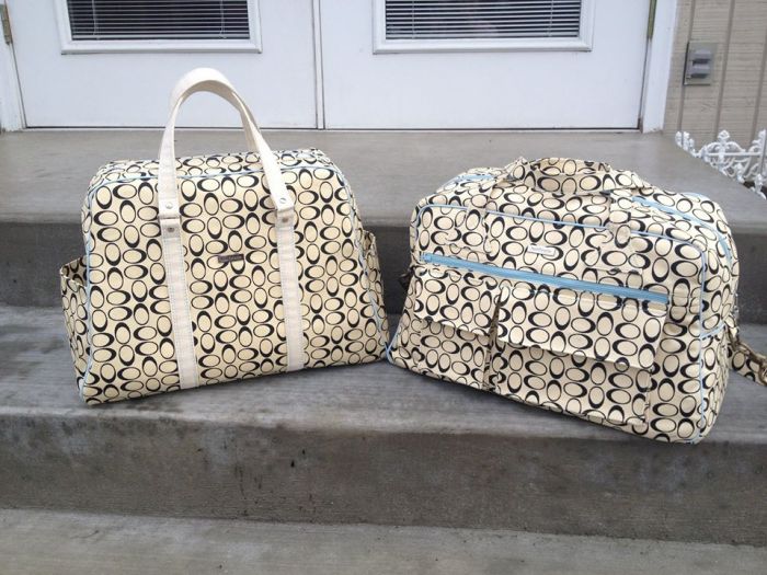 Vivian Handbag & Traveler sewing pattern  2 styles