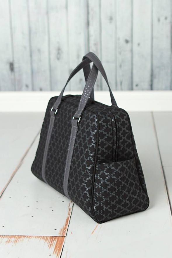 Vivian Handbag & Traveler sewing pattern  side view