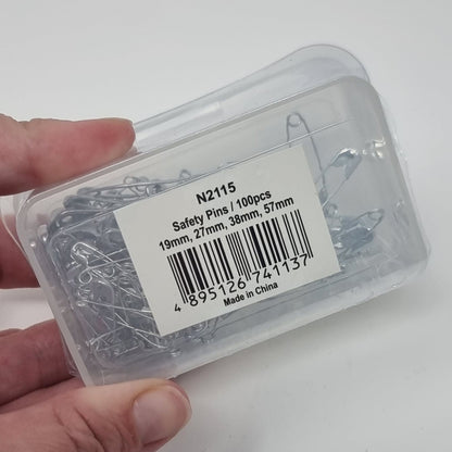 Pack of 100 safety pins in assorted sizes